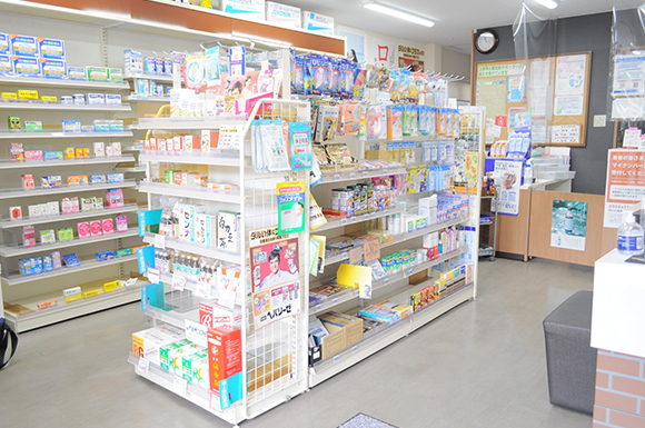 松本薬局　内観